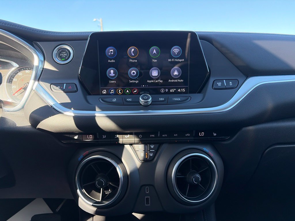 Used 2021 Chevrolet Blazer LT w/ Sound & Technology Package FWD image 12