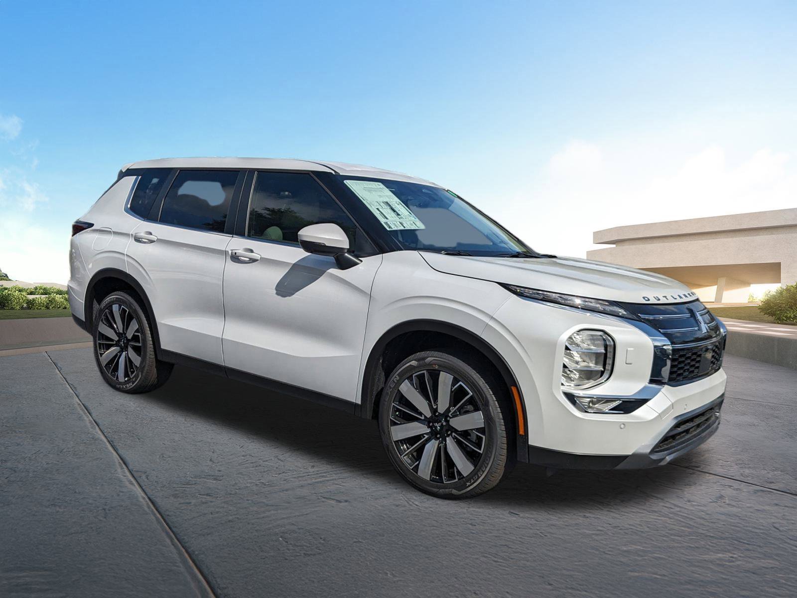 New 2025 Mitsubishi Outlander SE image 1