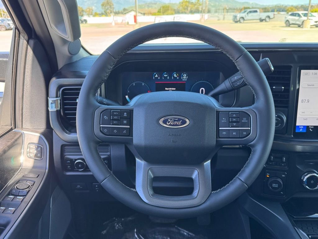 New 2026 Ford F250 Lariat w/ Black Appearance Package image 20