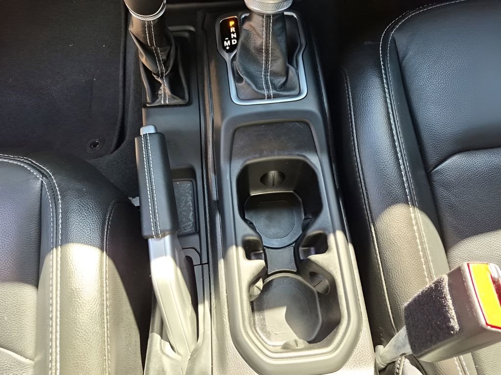 Used 2022 Jeep Wrangler Unlimited Sahara w/ Cold Weather Group image 40