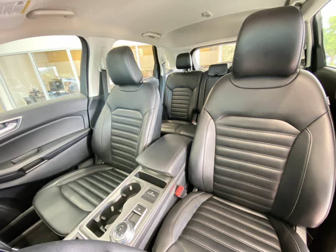 Used 2022 Ford Edge SEL AWD/4WD image 14