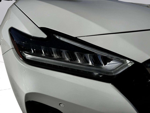 Used 2022 Nissan Maxima Platinum w/ Sport Mat Group image 10