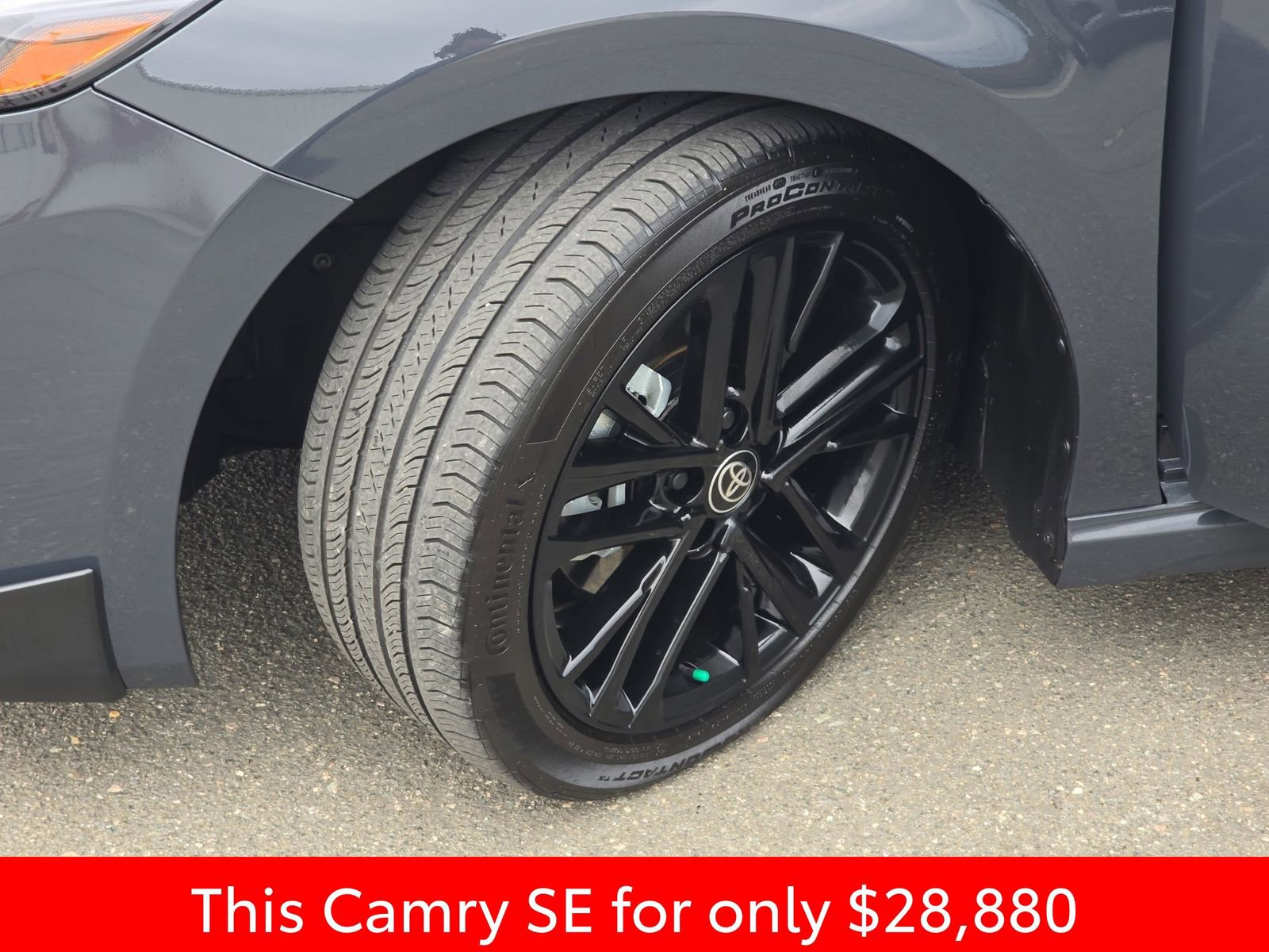 Used 2025 Toyota Camry SE image 37