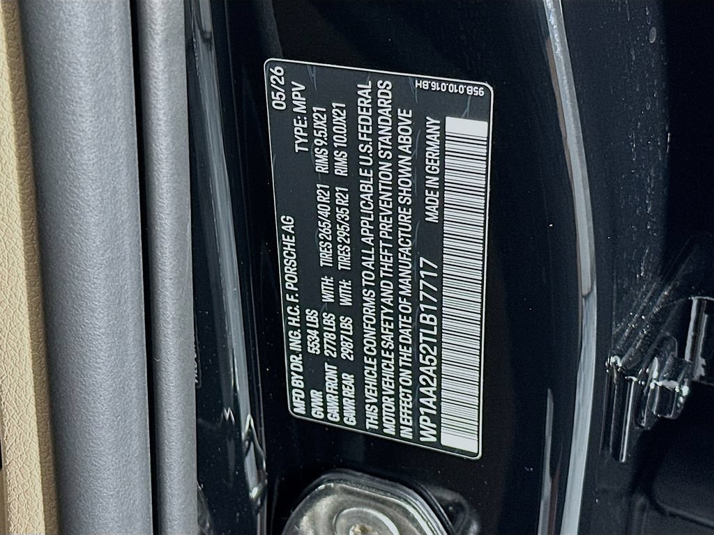 New 2026 Porsche Macan AWD/4WD image 35