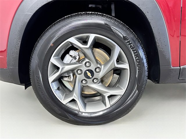 Used 2025 Chevrolet Trax LT image 29