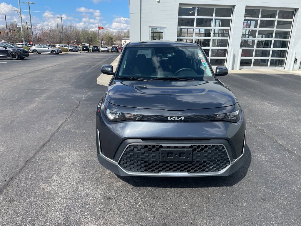Used 2024 Kia Soul S FWD image 8