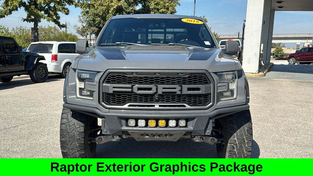Used 2018 Ford F150 Raptor w/ Equipment Group 802A Luxury AWD/4WD image 2