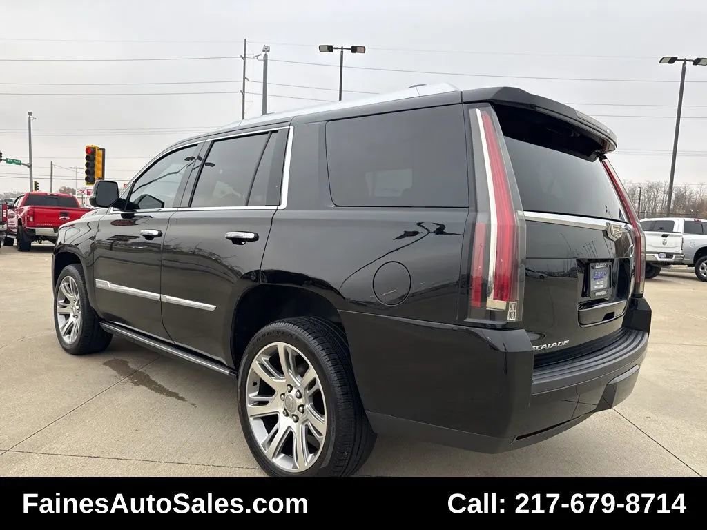 Used 2015 Cadillac Escalade Premium image 15
