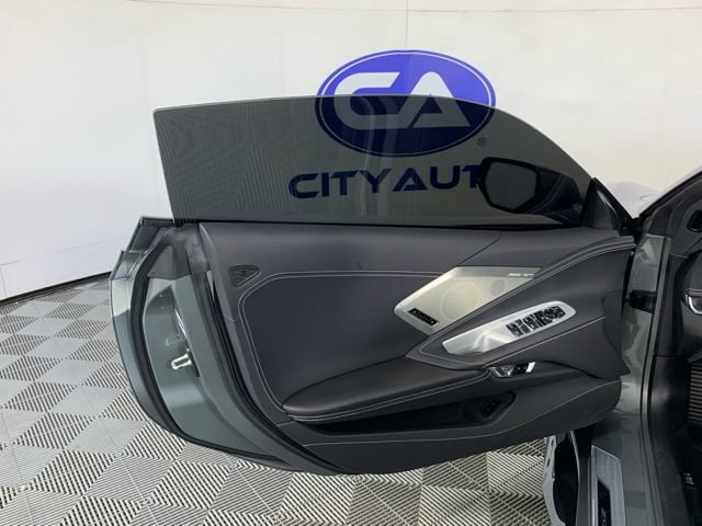 Used 2024 Chevrolet Corvette Z06 RWD image 12