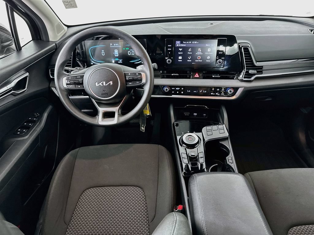 Used 2025 Kia Sportage LX FWD image 21