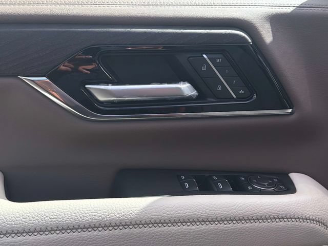 New 2026 GMC Yukon XL Denali w/ Sun & Power Step Package AWD/4WD image 15