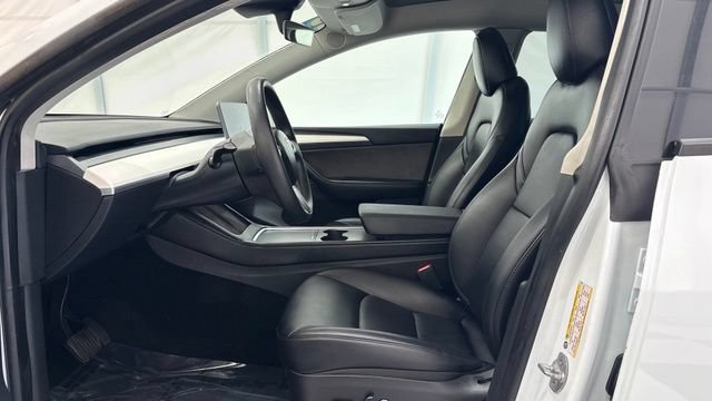Used 2023 Tesla Model Y Long Range AWD/4WD image 13