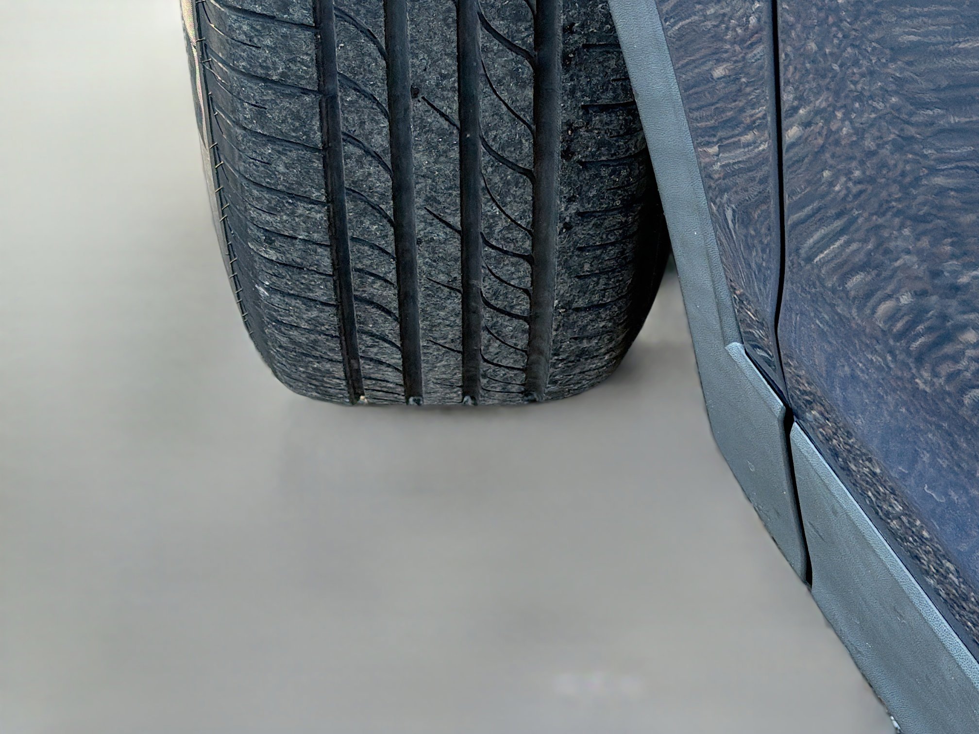 Used 2020 Volkswagen Tiguan S image 40