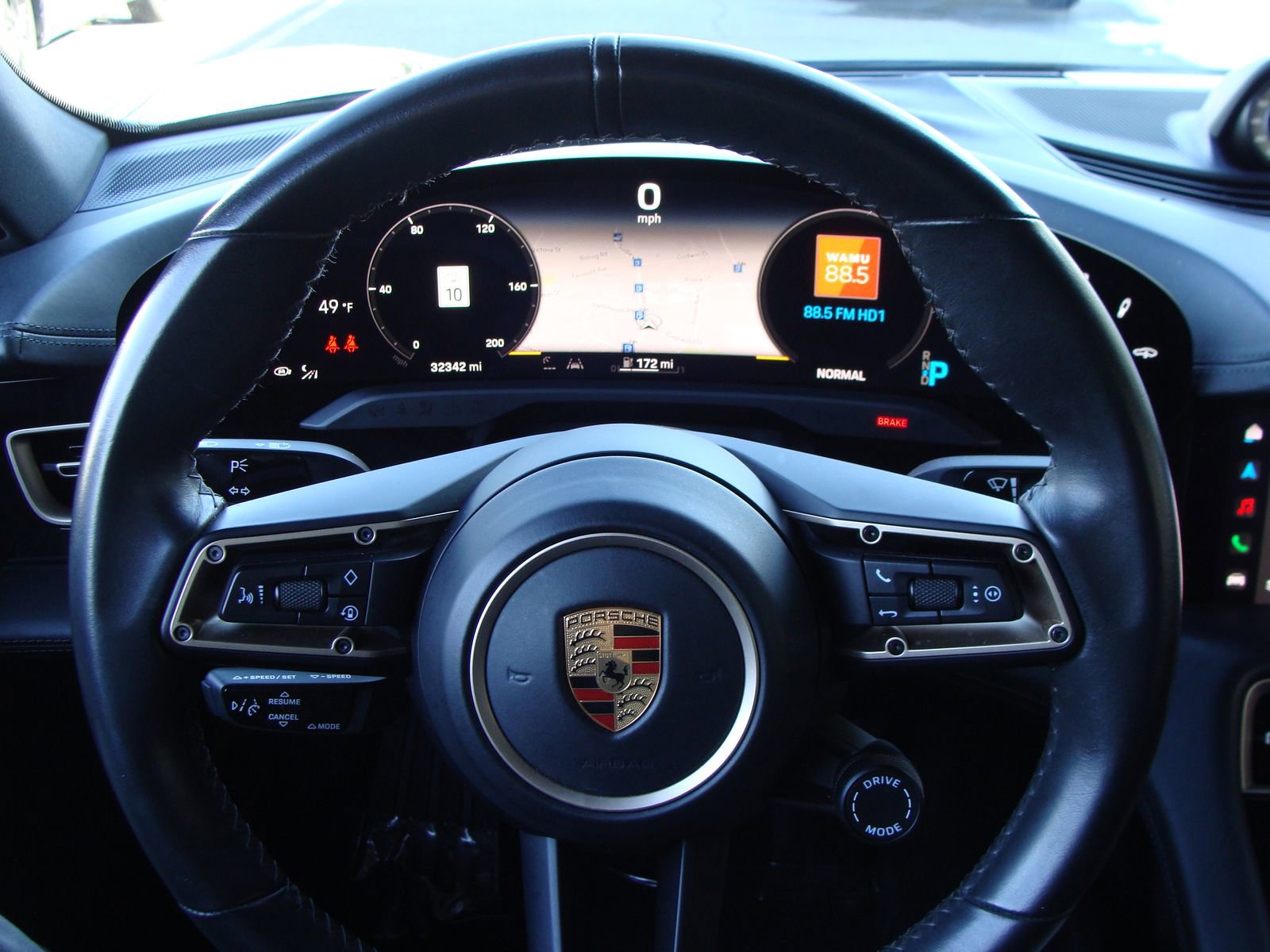 Used 2020 Porsche Taycan 4S image 15