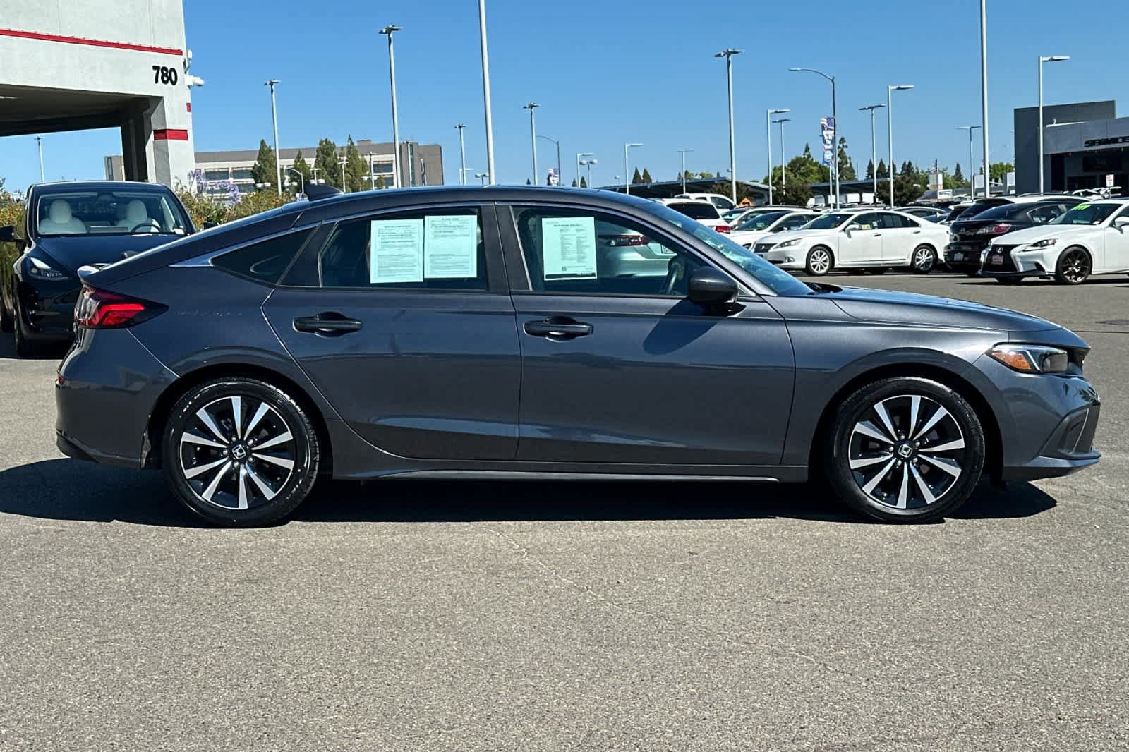 Used 2023 Honda Civic EX-L image 6