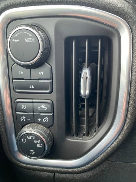 Used 2022 Chevrolet Silverado 2500 LT w/ Convenience Package image 15