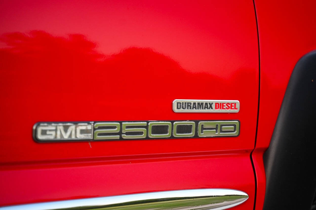 Used 2006 GMC Sierra 2500 SLT w/ Heavy-Duty Power Package AWD/4WD image 47