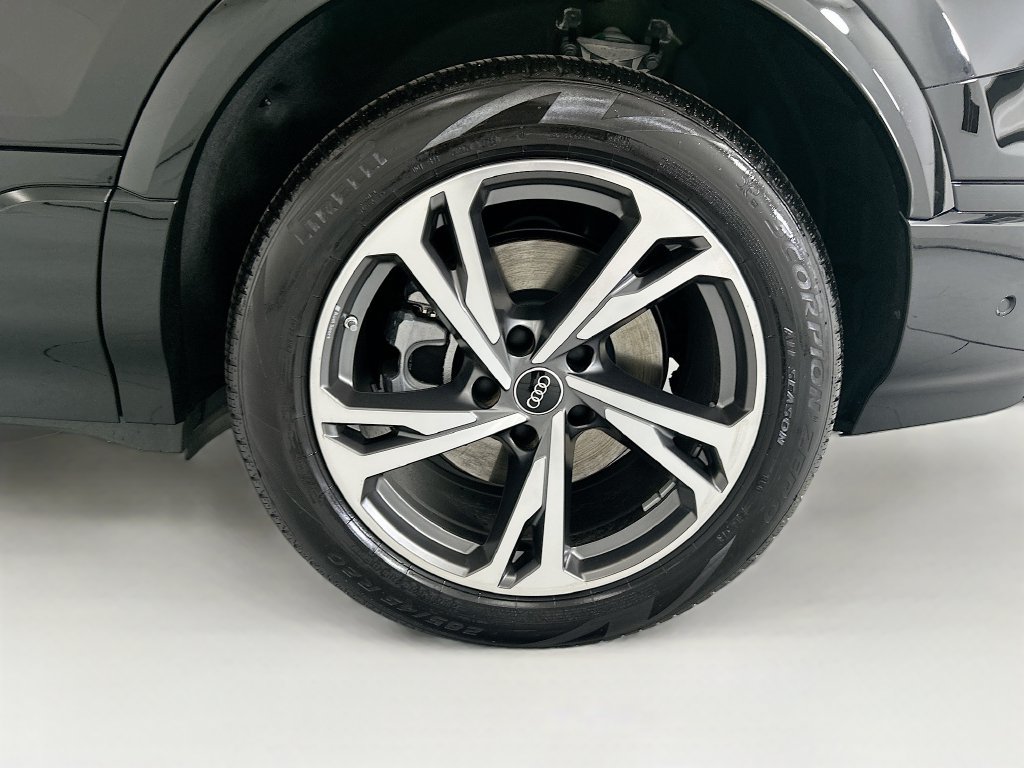 Used 2027 Audi Q6 e-tron Premium Plus AWD/4WD image 31
