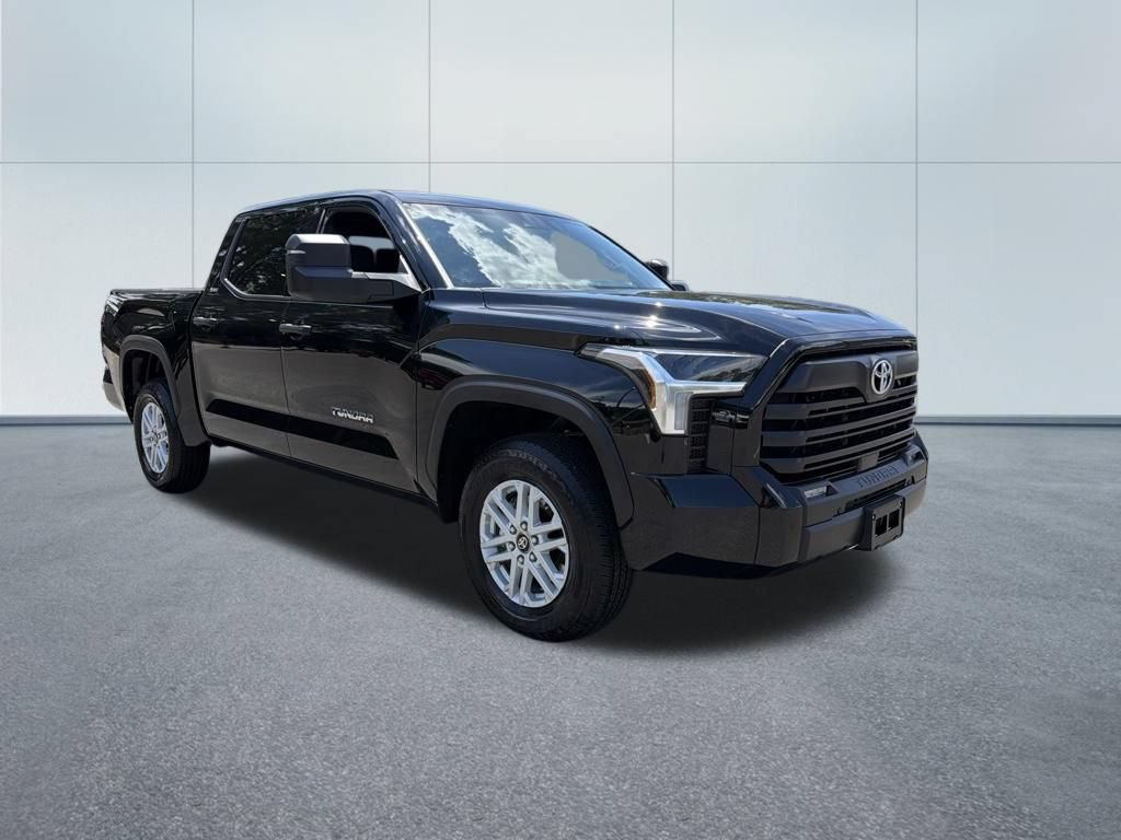 Certified 2026 Toyota Tundra SR5 w/ SR5 Convenience Package AWD/4WD image 4