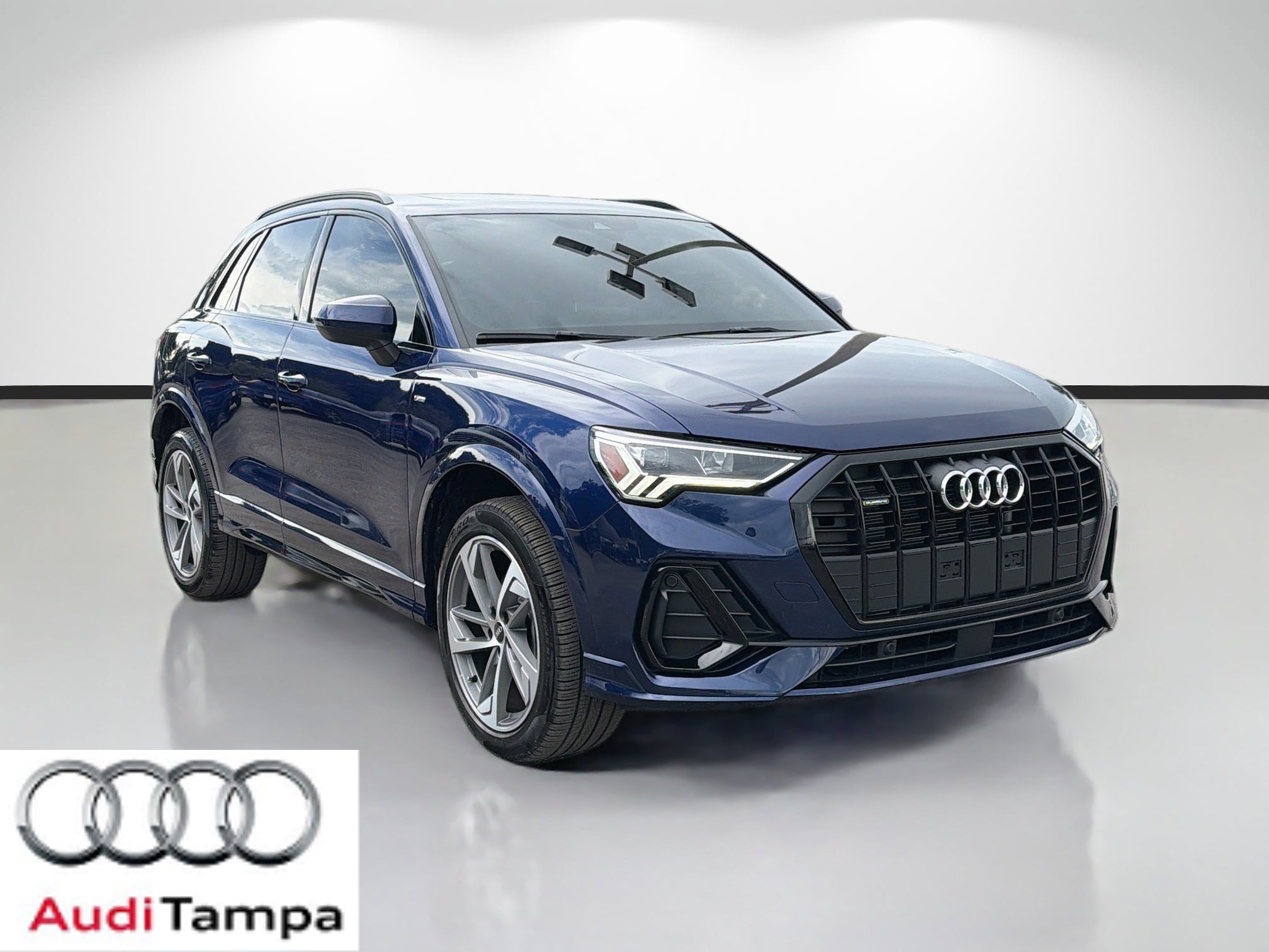 Certified 2025 Audi Q3 2.0T Premium w/ Convenience Plus Package