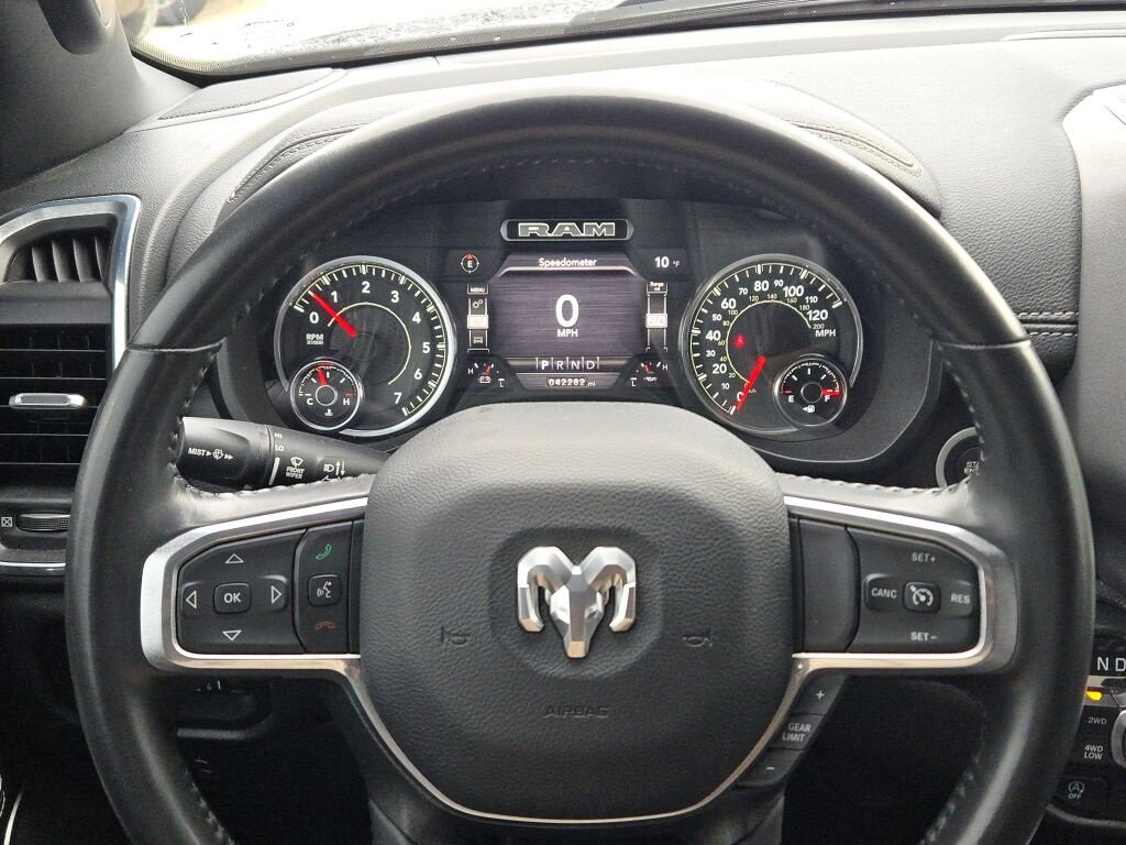 Used 2023 RAM 1500 Laramie image 32