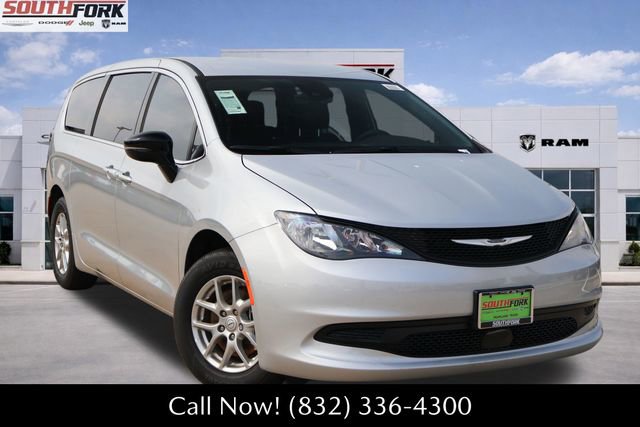 New 2026 Chrysler Voyager LX FWD image 1