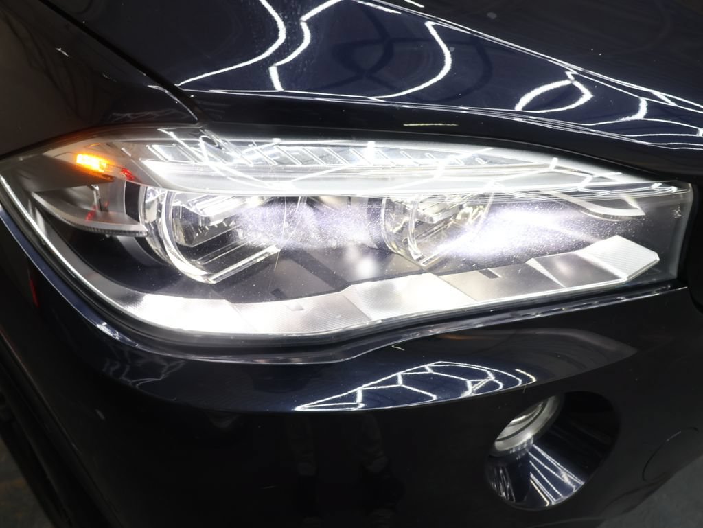 Used 2018 BMW X5 xDrive50i AWD/4WD image 29