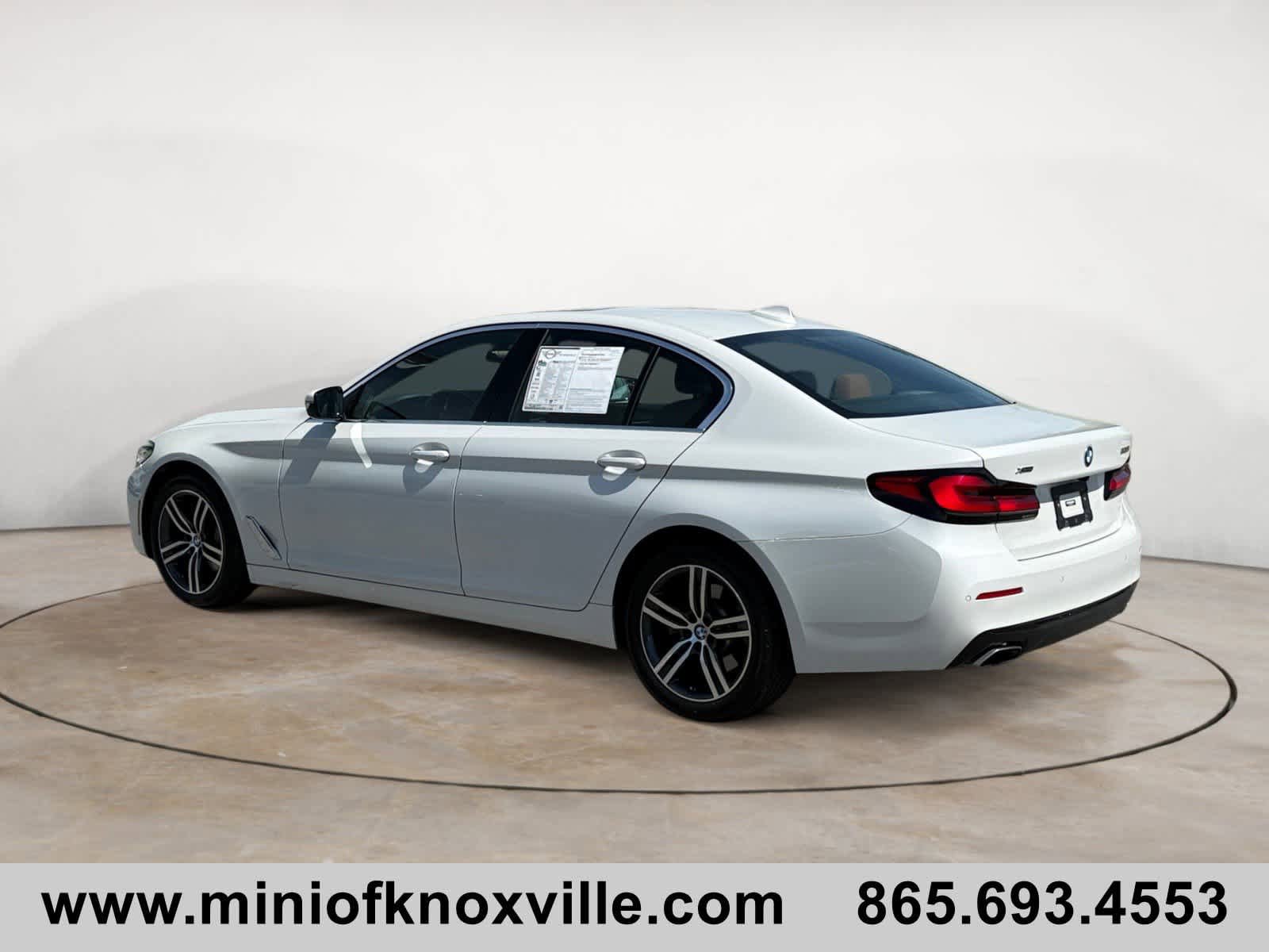 Used 2023 BMW 530i xDrive w/ Premium Package AWD/4WD image 5