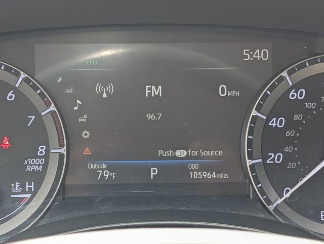 Used 2020 Toyota Highlander XLE image 32