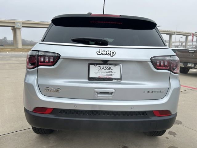 Used 2026 Jeep Compass Limited AWD/4WD image 7