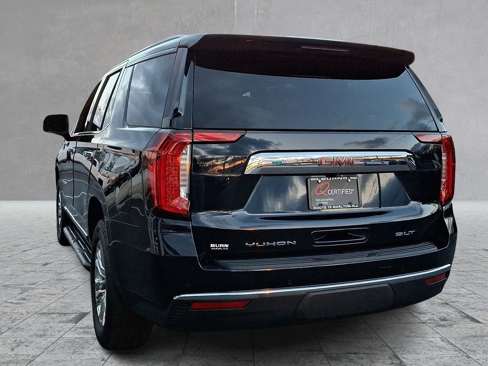 Certified 2023 GMC Yukon SLT w/ SLT Luxury Package image 8