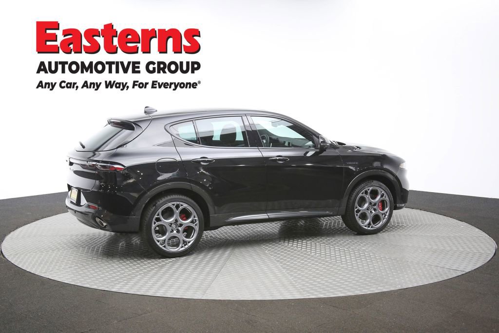 Used 2024 Alfa Romeo Tonale Veloce AWD/4WD image 40