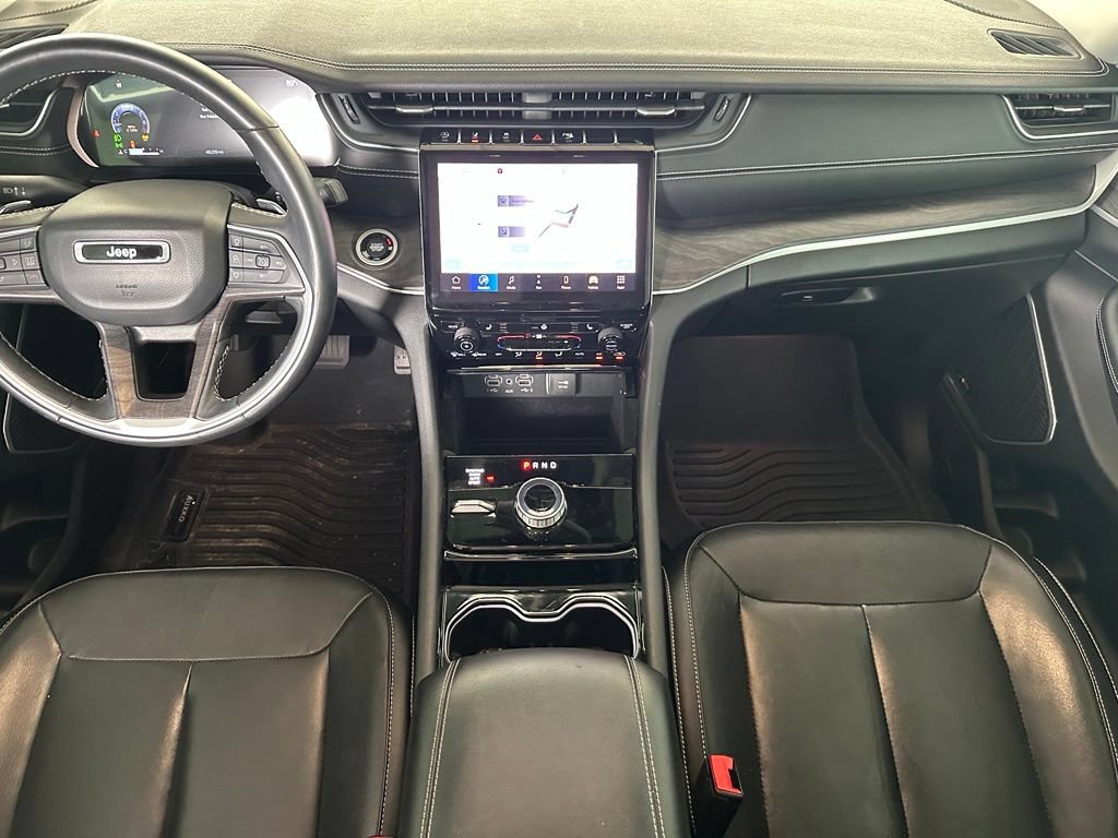 Used 2022 Jeep Grand Cherokee Limited w/ MOPAR Finishing Package AWD/4WD image 19