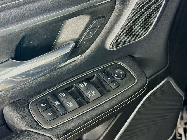 Used 2023 RAM 1500 Laramie AWD/4WD image 22