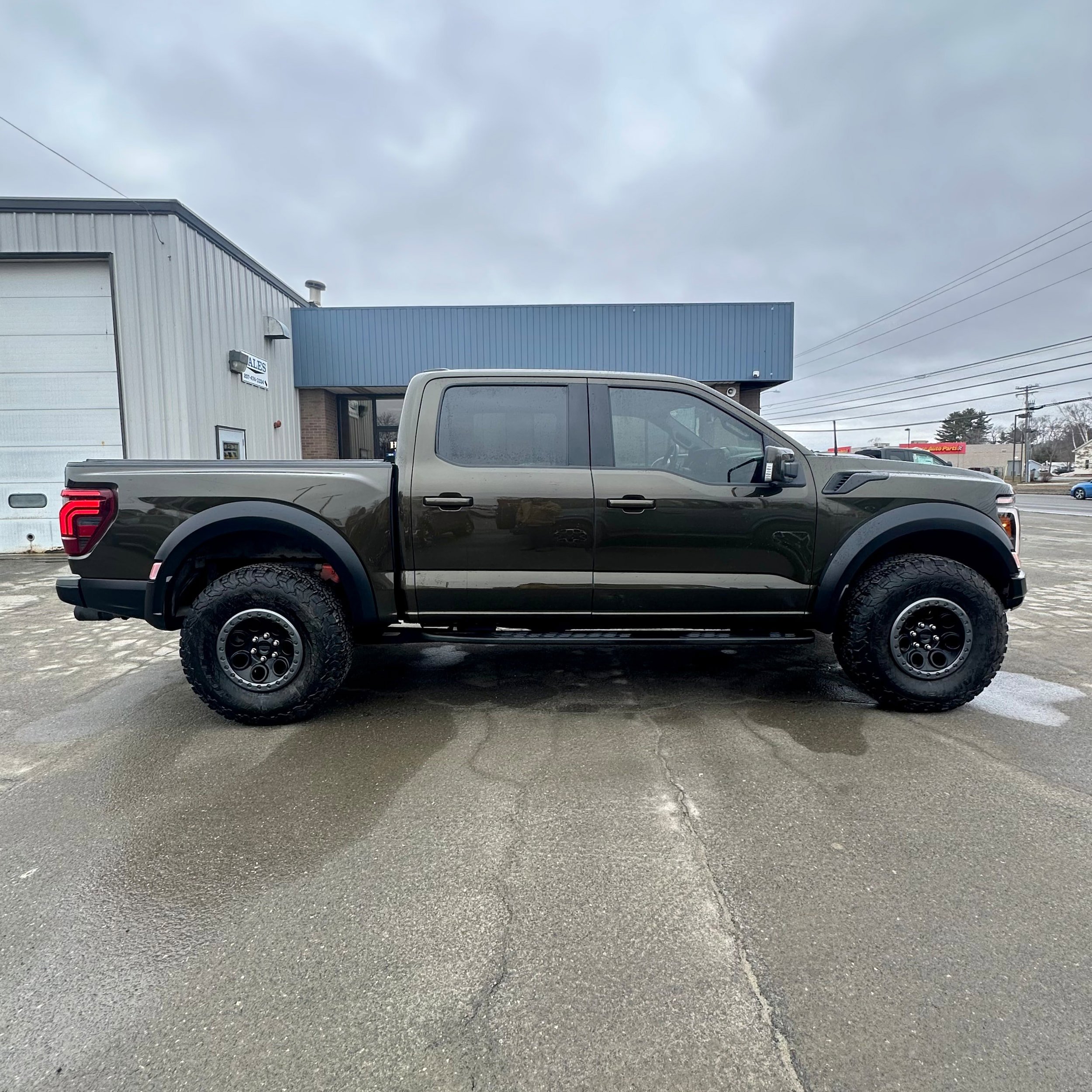Used 2024 Ford F150 Raptor AWD/4WD image 2