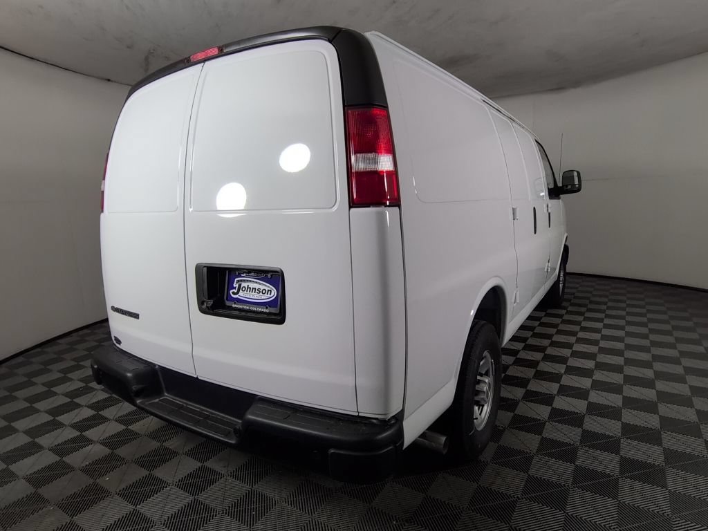 New 2026 Chevrolet Express 2500 w/ Driver Convenience Package RWD image 5