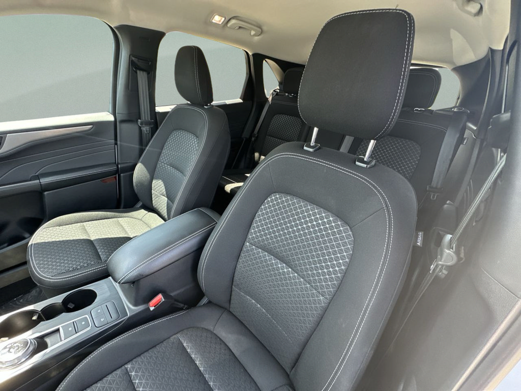 Used 2025 Ford Escape Active FWD image 22