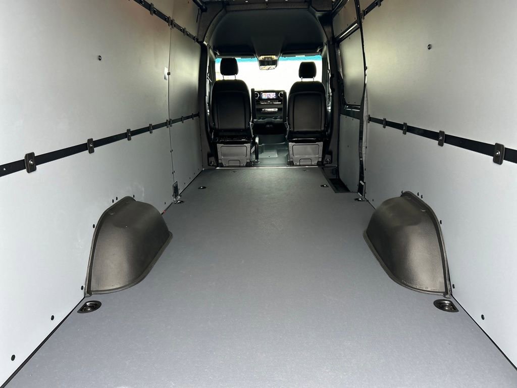 New 2026 Mercedes-Benz Sprinter 2500 image 21