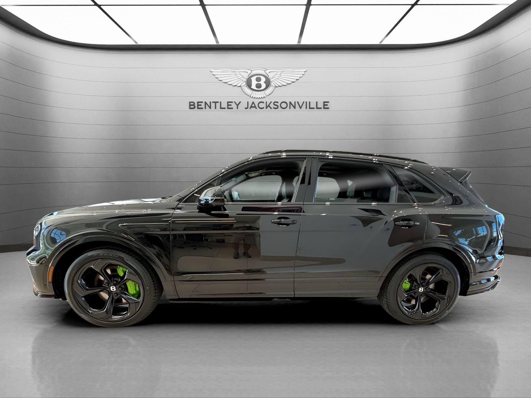 New 2025 Bentley Bentayga image 8