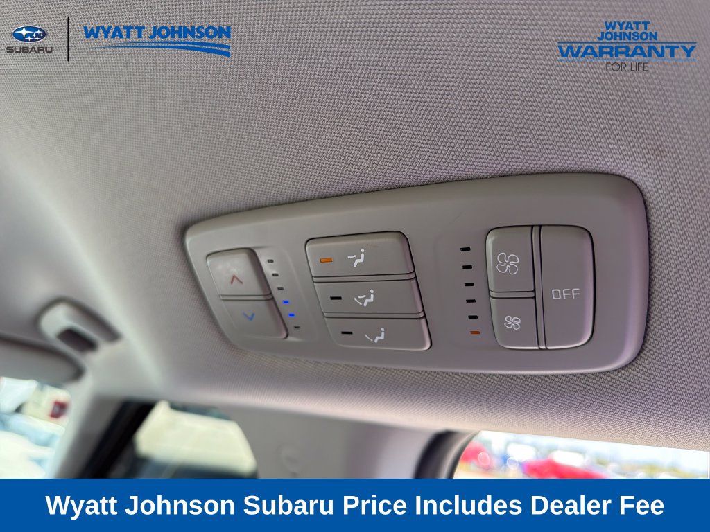 Used 2024 Kia Carnival LX FWD image 32