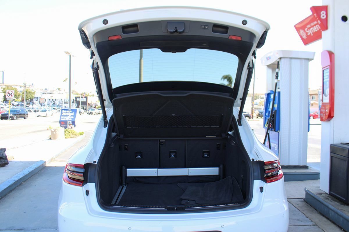 Used 2017 Porsche Macan S AWD/4WD image 25