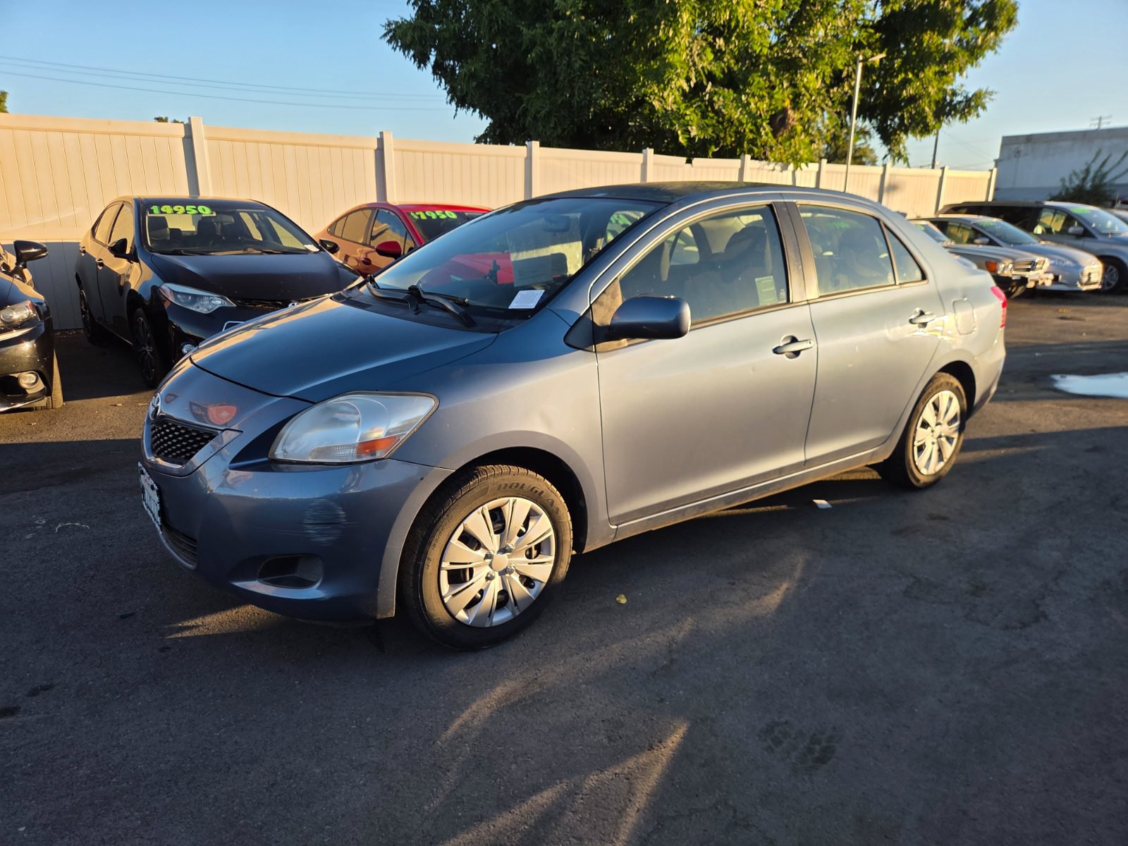 Used 2012 Toyota Yaris Sedan FWD image 1