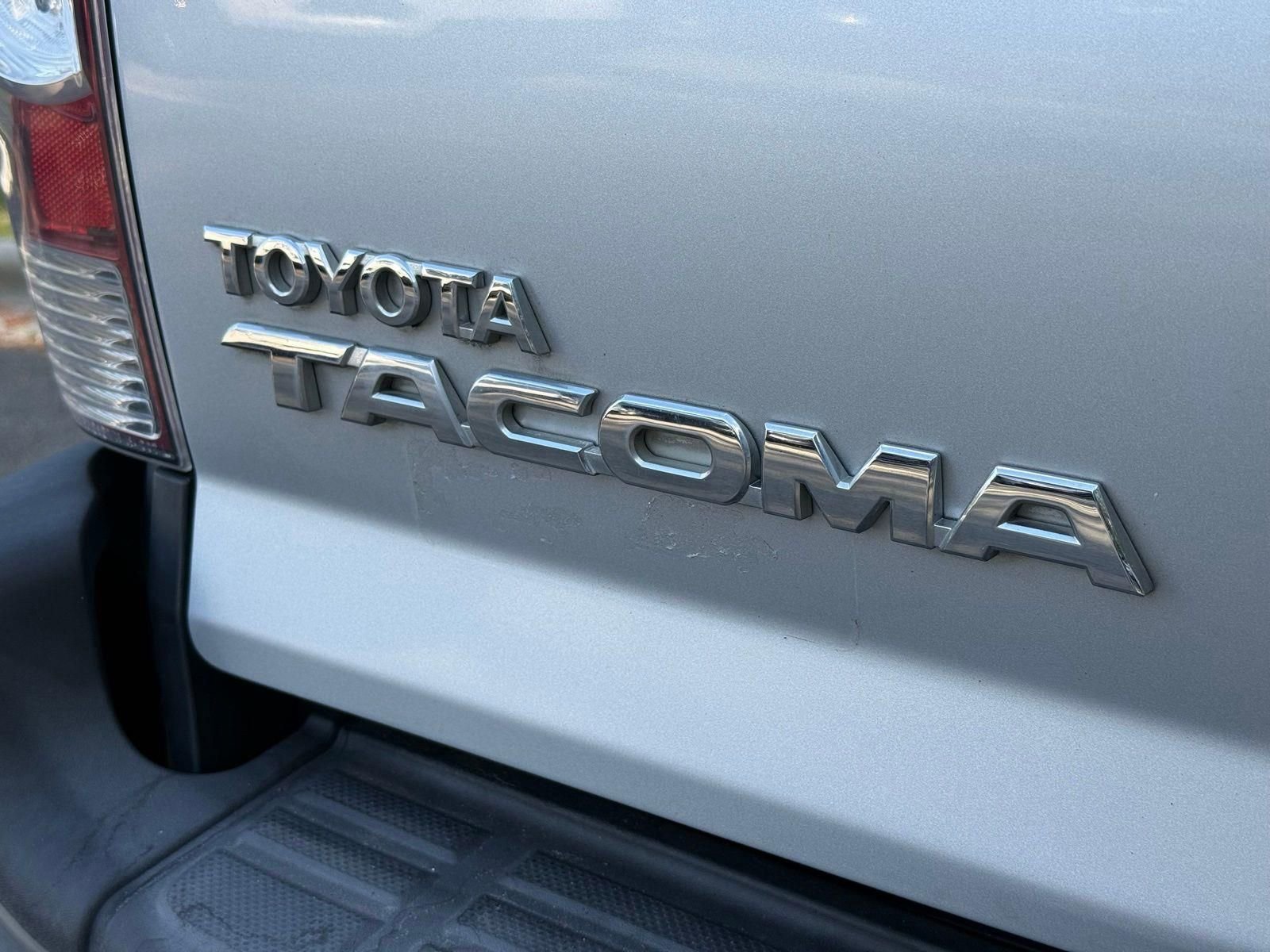 Used 2010 Toyota Tacoma PreRunner RWD image 7