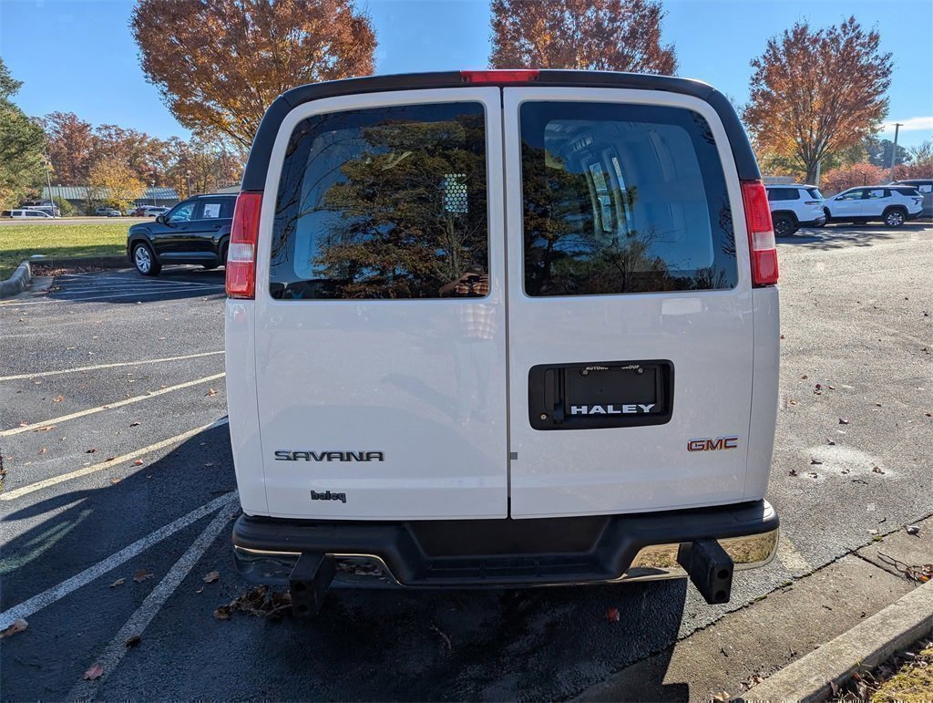 Used 2024 GMC Savana 2500 Work Van w/ Driver Convenience Package image 7