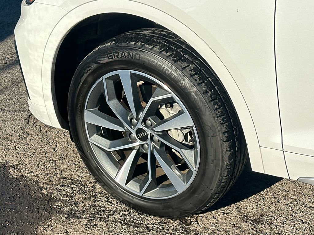 Used 2023 Audi Q5 2.0T Premium Plus image 11