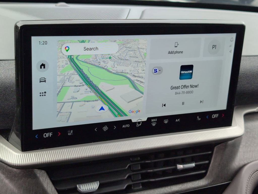 Used 2025 Ford Explorer Platinum w/ LUX Leather Package image 17