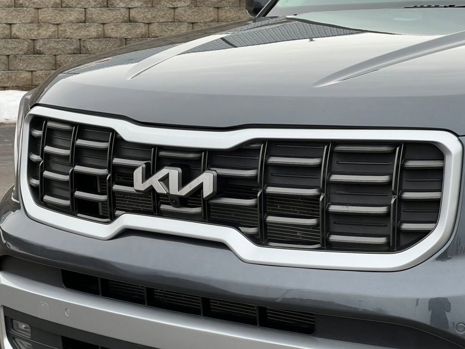 Used 2023 Kia Telluride SX image 40