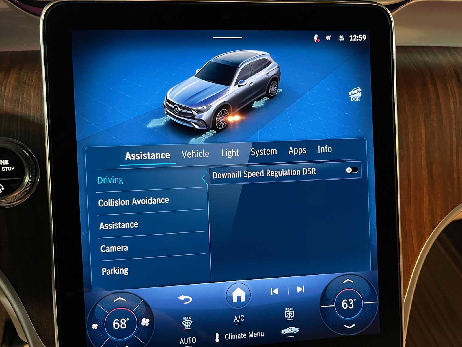 Used 2026 Mercedes-Benz GLC 300 4MATIC image 37