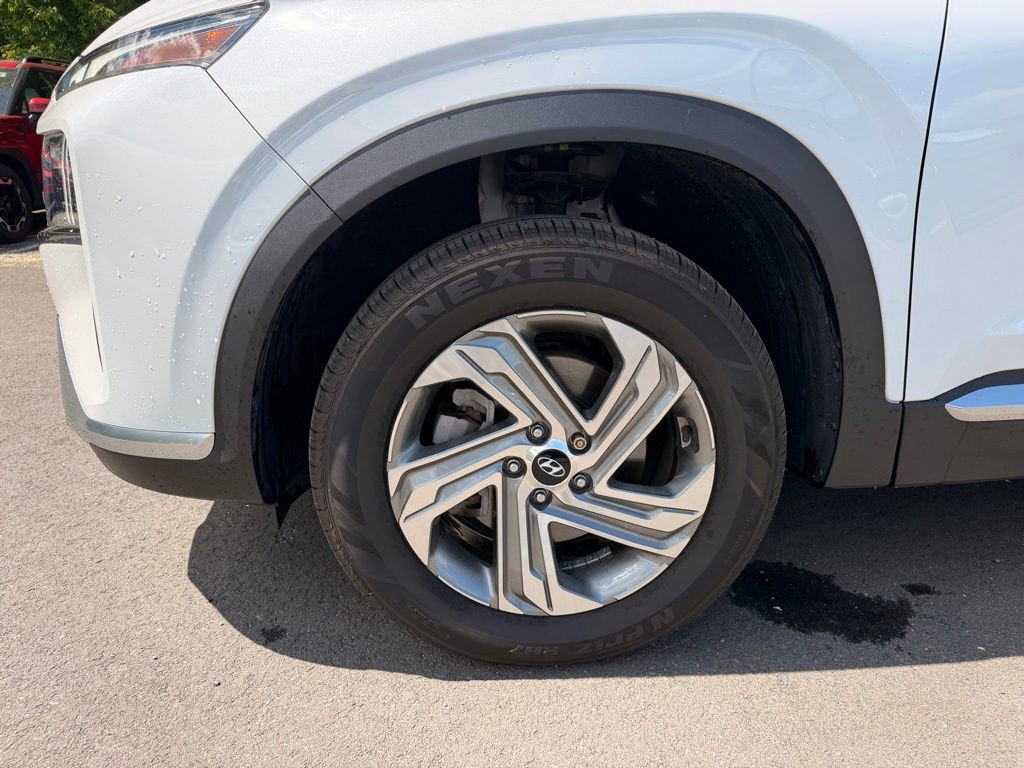 Used 2021 Hyundai Santa Fe SEL AWD/4WD image 10
