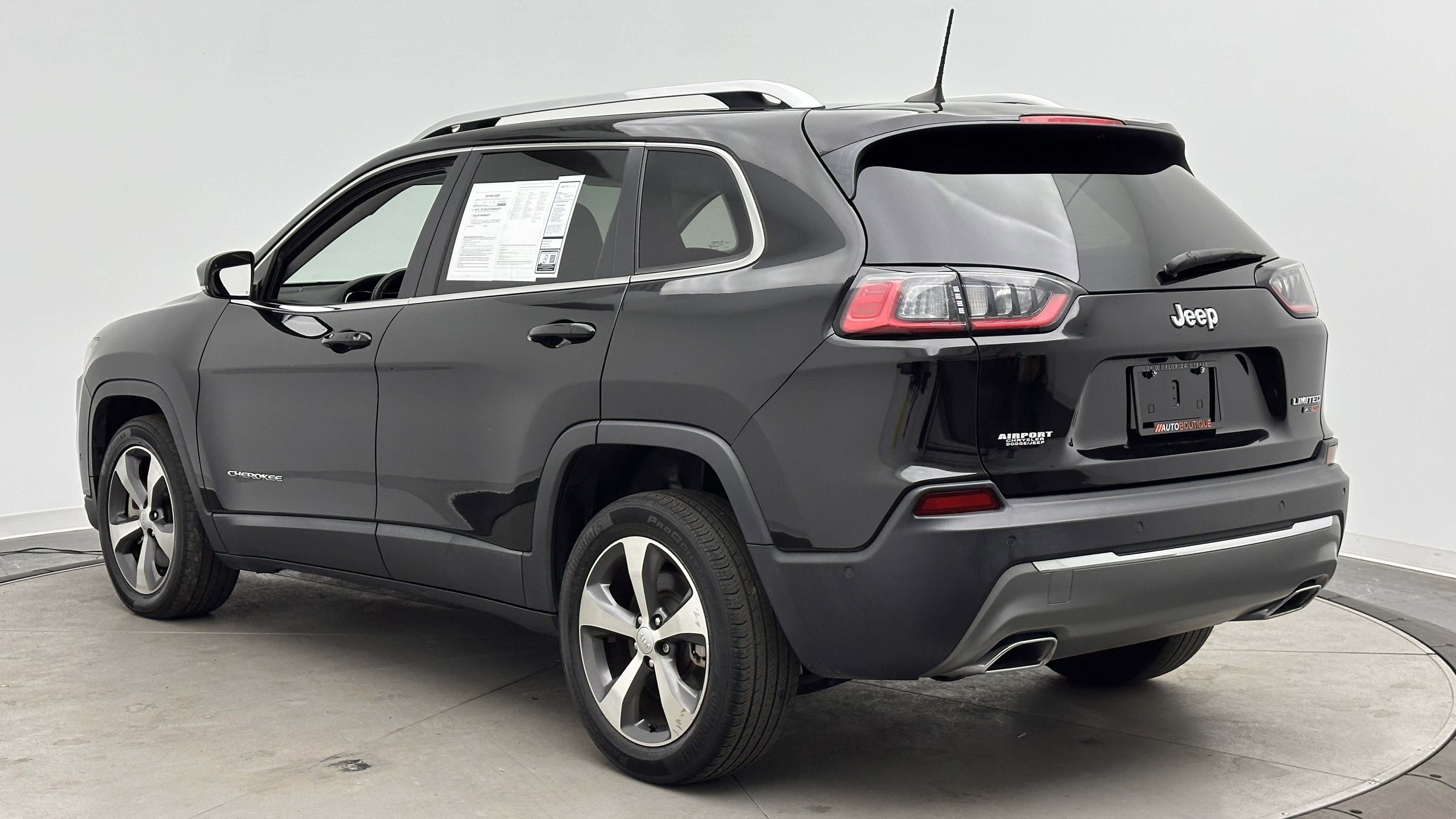 Used 2021 Jeep Cherokee Limited FWD image 5